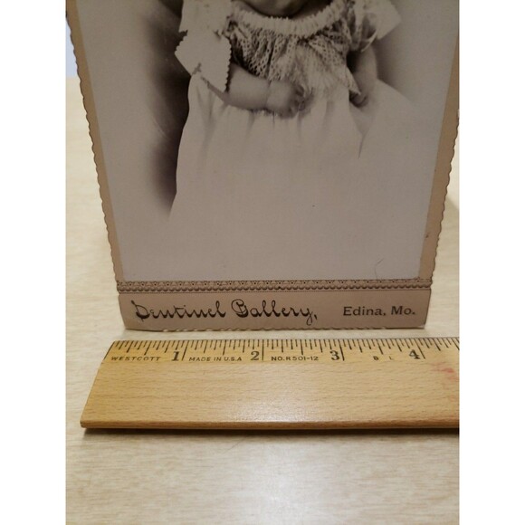 Antique Cabinet Card Baby Infant Photo c1880s Dentinel Manning's Studio Edina MO - Picture 11 of 12